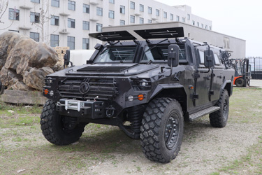 東風四驅猛士CSK162_200馬力輕型防護型突擊車_4×4猛士專用車